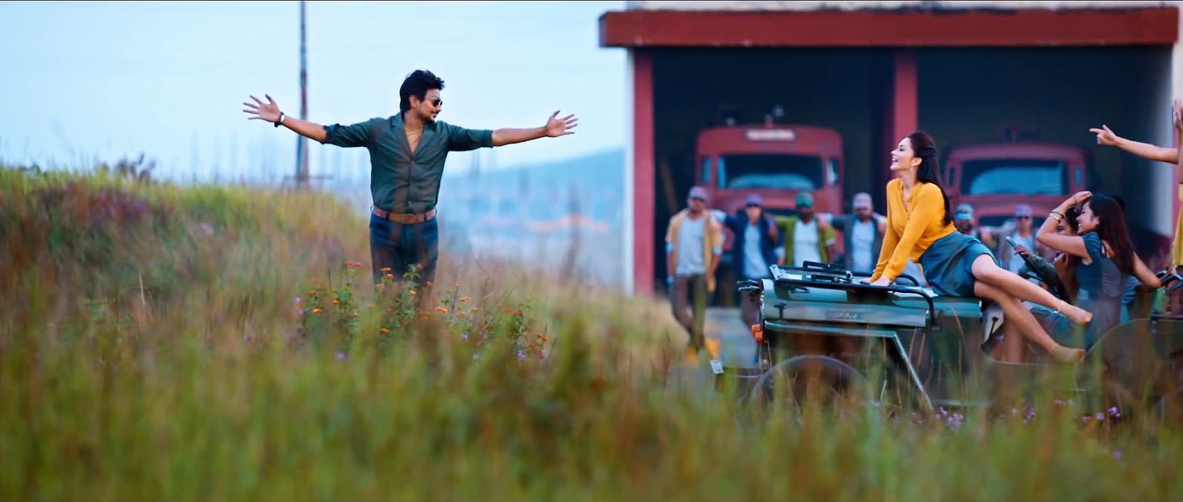 Gethu - Official Trailer _ Udhayanidhi Stalin, Amy Jackson _ Harris Jayaraj _ K.Thirukumaran