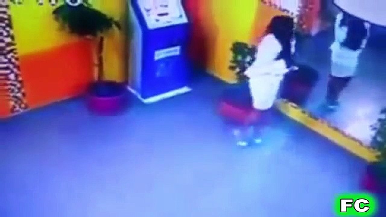 Epic Girl FAILS Compilation ★ Girls Failing - Funny Videos ★