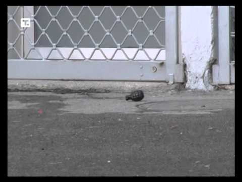 SHPERTHIM NE STACIONIN E POLICISE SE KOSOVES NE ZUBIN POTOK DEMTOHEN 4 MAKINA LAJM