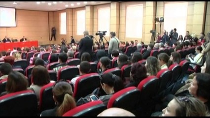 RAMA NE VLORE, THIRRJE PER AZILKERKUESIT DREJT BE