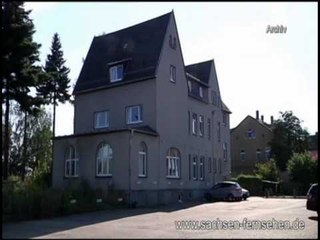 ZJARR NE NJE SHTEPI AZILANTESH NE CHEMNITZ TE GJERMANISE DEMTOHEN KOSOVARET LAJM
