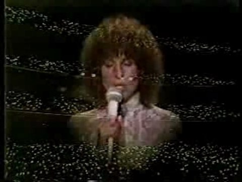 Barbra Streisand Sings Hatikvah and Talk