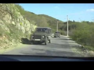 SITUATE E NDERE NE MAQEDONI FORCA USHTARAKE BLINDOJNE KUFIRIN ME KOSOVEN LAJM