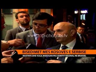 Télécharger la video: Bisedimet Kosovë-Serbi, takim Mustafa-Vuçiç - Top Channel Albania - News - Lajme