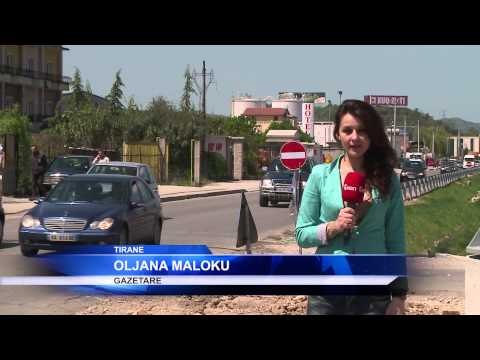 BLLOKOHEN DY KORSI TE AUTOSTRADES TIRANE - DURRES