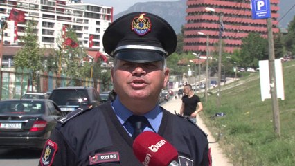 TRAFIKU NE KAOS NE ZONEN E LIQENIT ARTIFICIAL