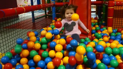 Playground Fun Play Place for Kids play centre ball playground with balls play room playroom