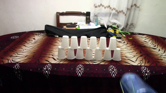 How to Make a Gun That Shoots - Simple Rubber Band Gatling gun