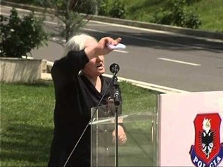 NENA E DRITAN LAMAJT E ZHGENJYER NGA GJYKIMI,DO TA ÇOJ ÇESHTJEN DERI NE HAGE LAJM