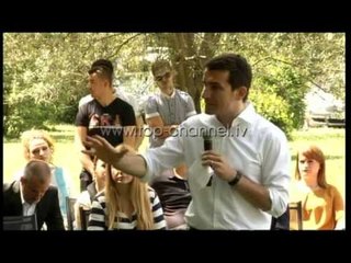 Veliaj takon biznesin dhe profesionistët - Top Channel Albania - News - Lajme