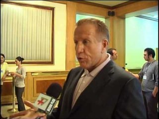 ZGJEDHJA E PRESIDENTIT PACOLLI REAGON NDAJ KOMENTEVE DENIGRUESE LAJM