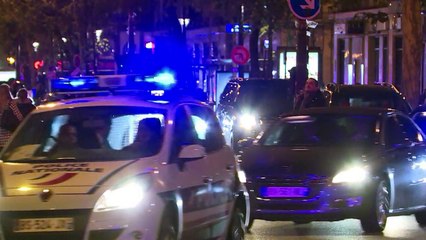 Attentats: Hollande et Obama au Bataclan pour un hommage