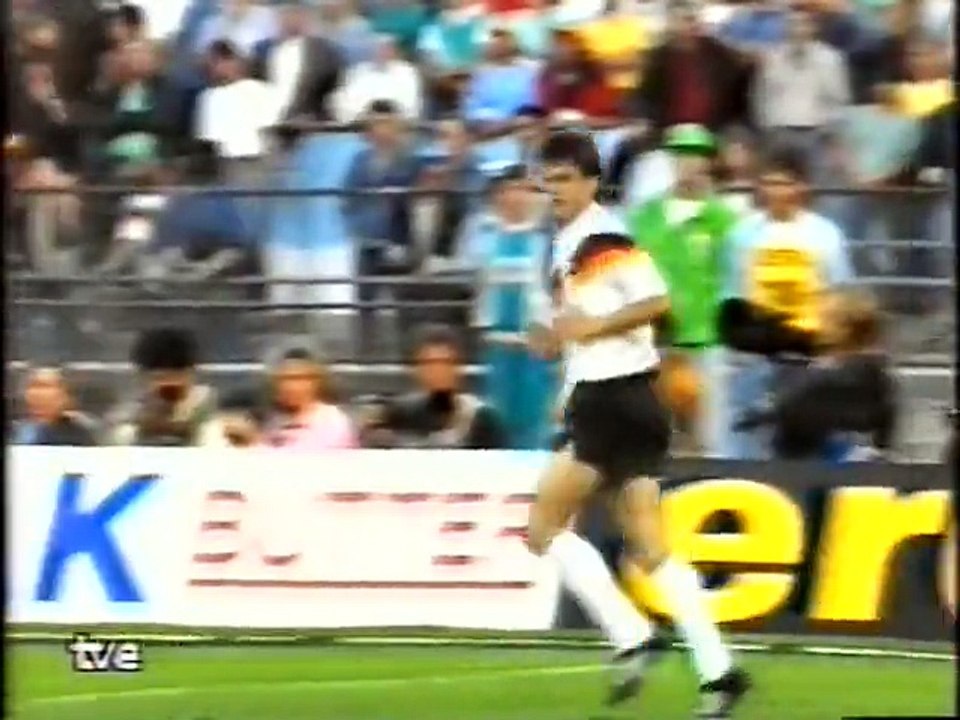 UEFA EURO 1988 Group 1 Day 3 - Spain vs West Germany