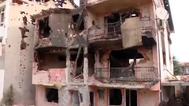 NENKRYETARI I PE: GRUEVSKI TE JAPE DOREHEQJEN PER TE ULUR TENSIONET