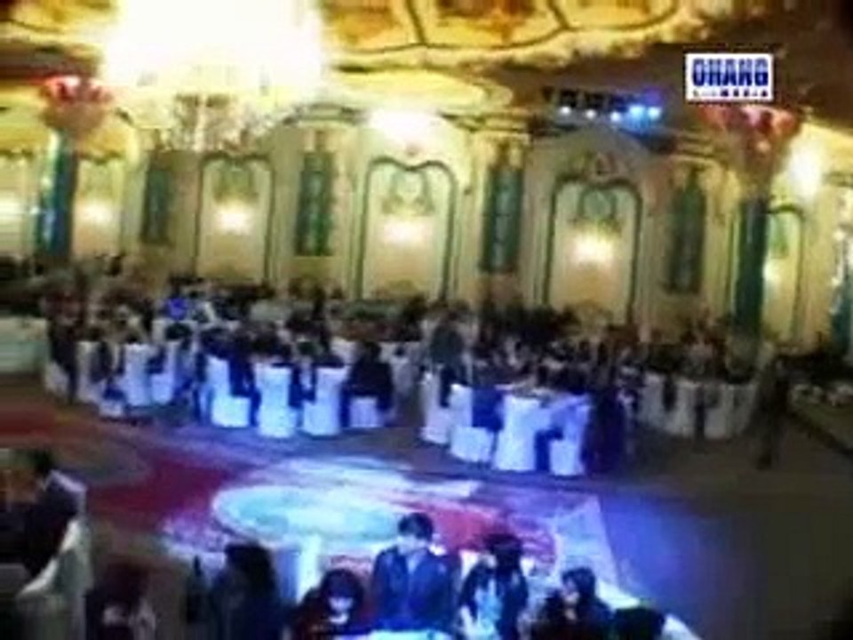 president singing