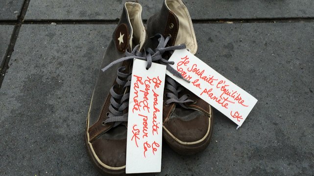 17 000 paires de chaussures à République pour le climat