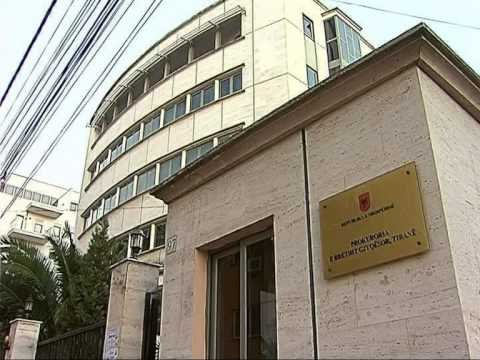 VJEDHJA E BANKES,ARDIAN BITRAJ DENOHET ME 20 VJET BURG NDERSA MIMOZA BRUZIA ME 15 VJET LAJM