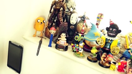 BACON TOOTHPASTE?! (5 Weird Stuff Online #3) + LootCrate Pewdiepie