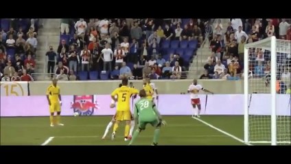 10 Gol dari Tendangan Pisang Terbaik Sepanjang Sejarah Sepakbola