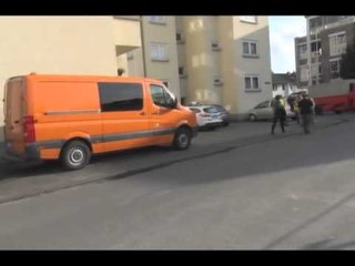 Descargar video: EVAKUOHEN ME SHUME SE 10 MIJE BANORE NE KELN PER SHKAK TE BOMBES SE PASHPERTHYER LAJM