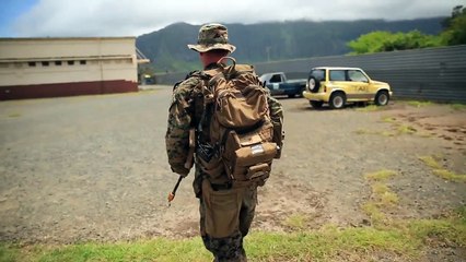 Marines Test Foot Mobile Charger (FMC)