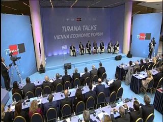 TRYEZE BASHKEPUNIMI NE TIRANE MES 6 KRYEMINISTRAVE NE FORUMIN EKONOMIK TE VJENES LAJM
