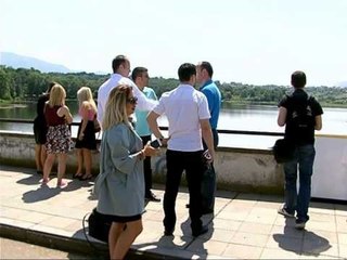 BOJAXHI AKUZON VELIAJN DHE KOSOVEN,“KANE INTERESA KLIENTELISTE TE PERBASHKETA” LAJM