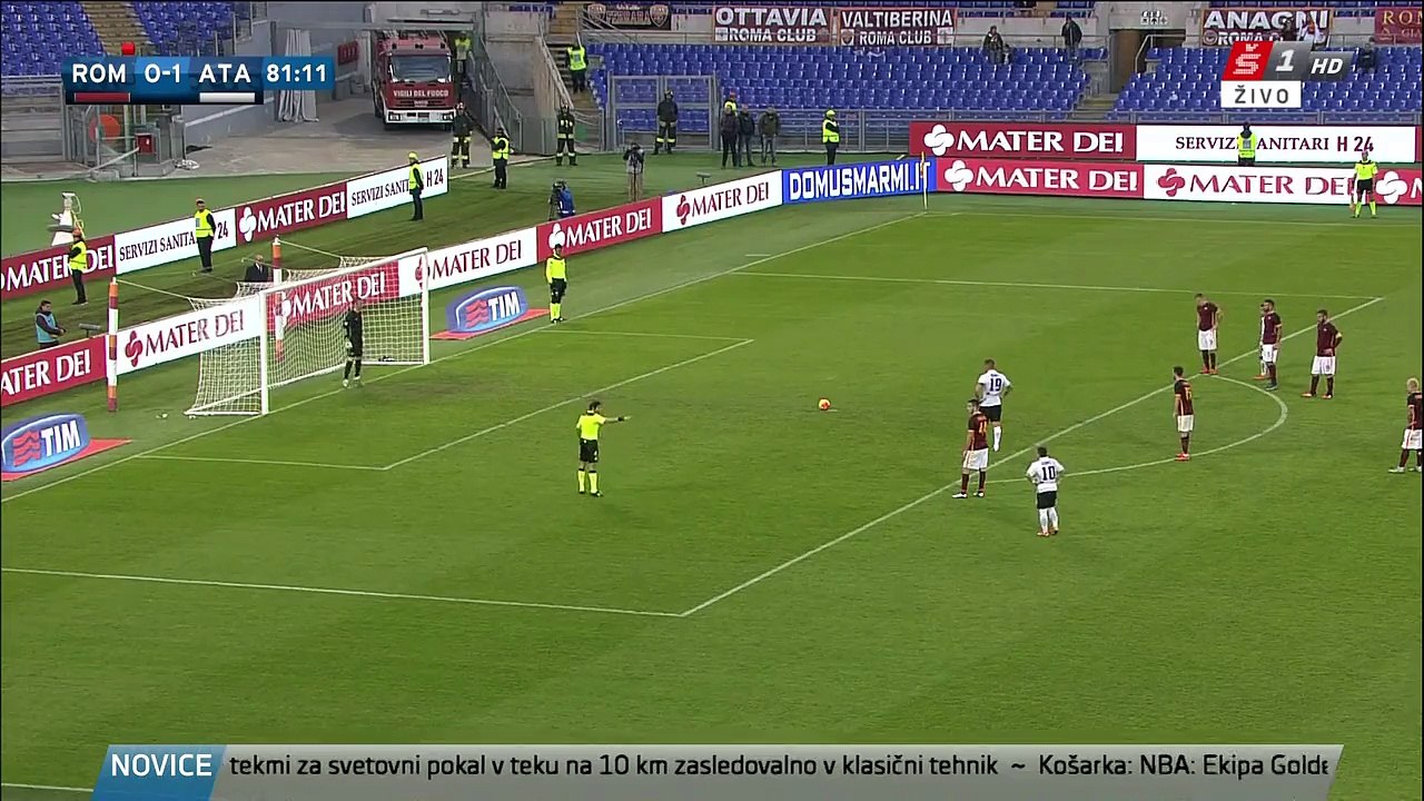 German Denis 0_2 Penalty Kick _ AS Roma - Atalanta 29.11.2015 HD