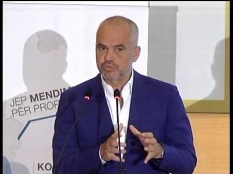 KRYEMINISTRI RAMA PREZANTON MASTERPLANIN PER ZHVILLIMIN E QYTETIT STUDENTI LAJM