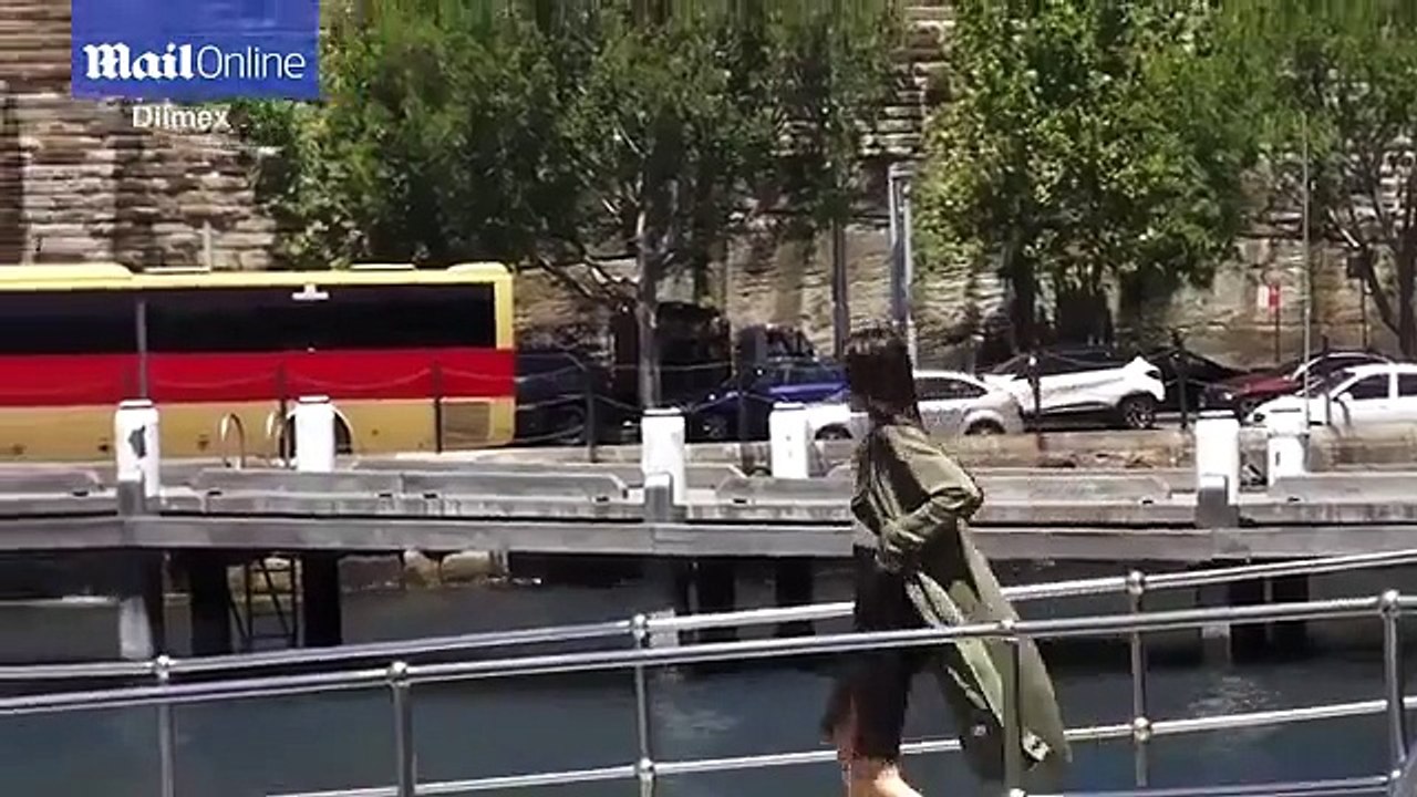 Kylie and Kendall Jenner enjoy boat ride around Sydney harbour