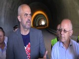 EDI RAMA INSPEKTON PUNIMET NE RRUGEN E ARBRIT SHEH NGA AFER TUNELIN E RI LAJM