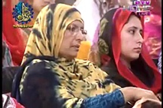 Maan Di Shan naat 2015 Ediyan goriyan jaag te chawan with Qari Shahid Mahmmud