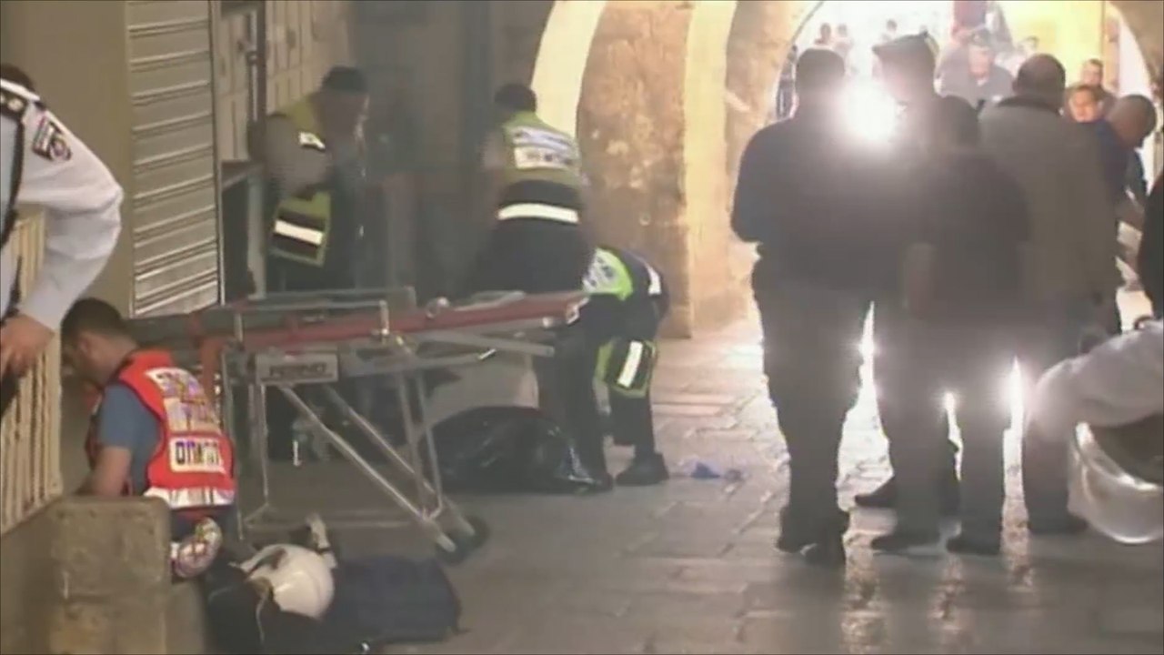 استشهاد فلسطيني برصاص الاحتلال بذريعة طعنه جنديا إسرائيليا