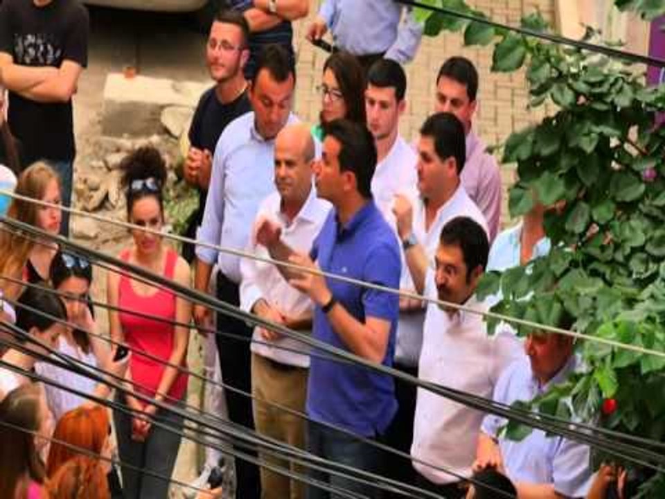 ERION VELIAJ TAKOHET ME TE RINJTE, “DO TA ÇOJME TIRANEN NE DREJTIMIN E DUHUR” LAJM