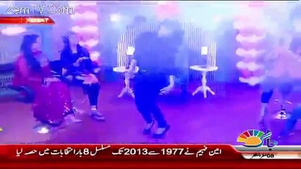 Qandeel Baloch Vulgur Dance In a Live Show