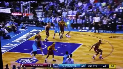 Jeremy Lins puts "The King" on skates