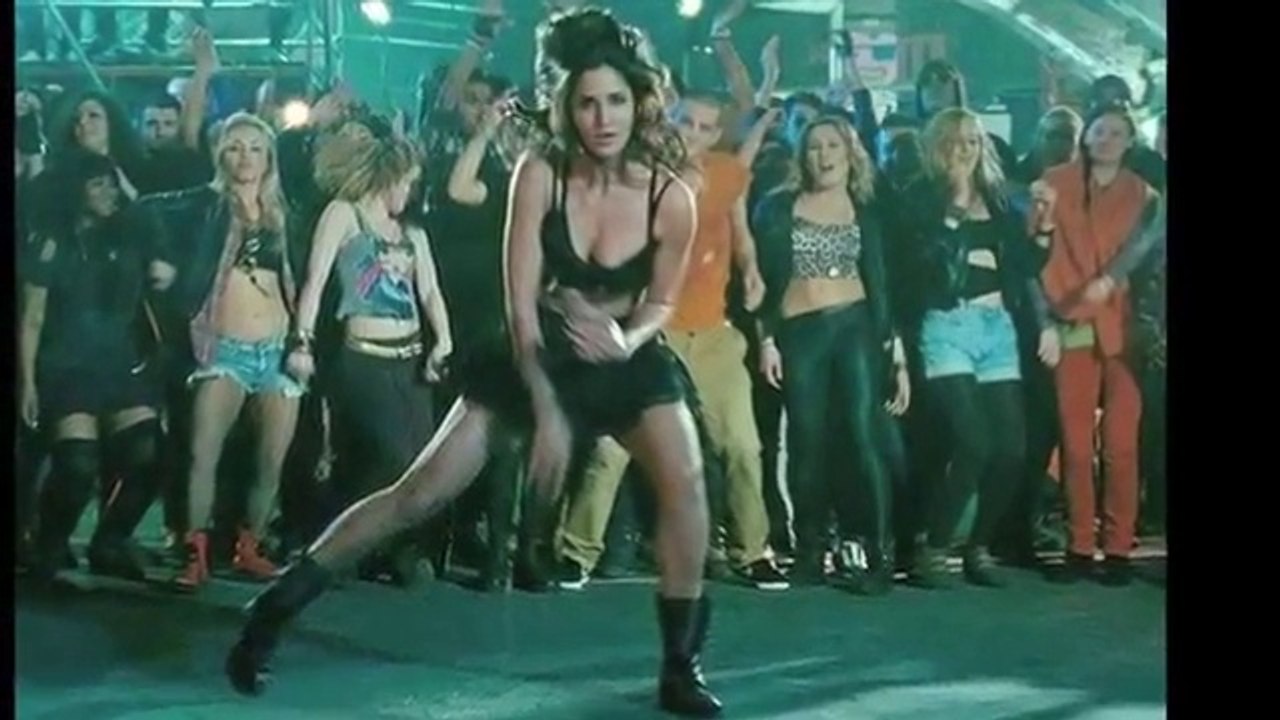 Katrina Kaif Nip Pops Out At Dance Performance