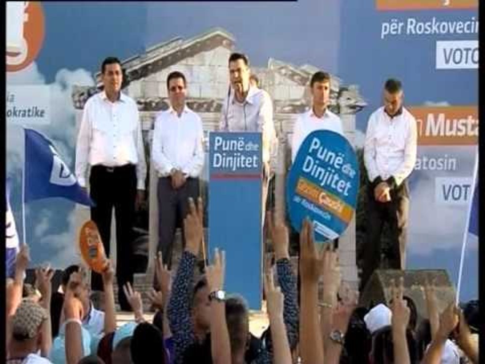 LULZIM BASHA NE FIER DHE VLORE SULMON QEVERINE PER RRITJEN E VARFERISE NE VEND LAJM