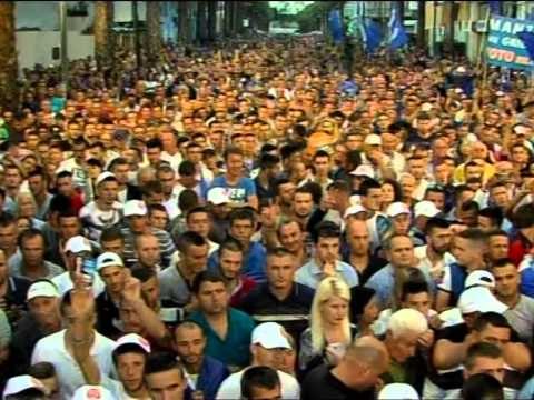 BASHA NE KAVAJE DHE NE DURRES KERKON VOTE TE FUQISHME KUNDER QEVERISE LAJM