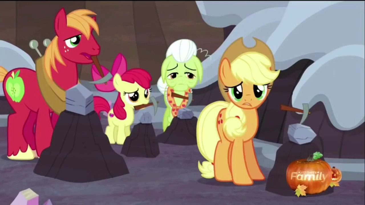 MLP_ FiM - Making Hearth's Warming Dolls with the Pies - Hearthbreakers