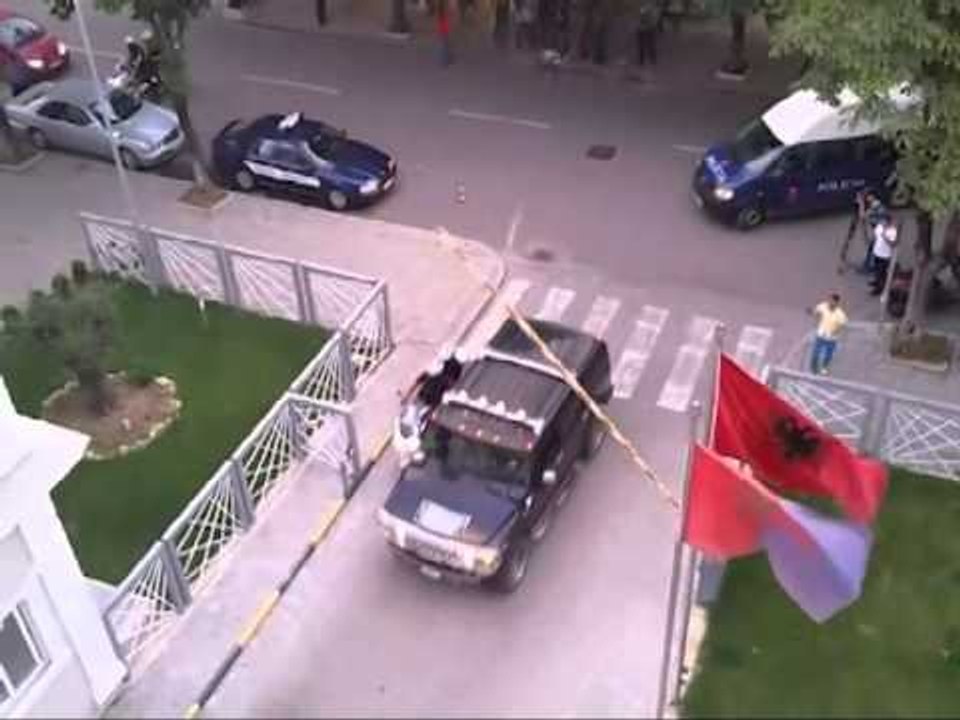 GJYKATA E KRIMEVE TE RENDA LE NE BURG VLADIMIR GJUTEN PER BOMBEN NE FARMACINE E TAHIRIT LAJM