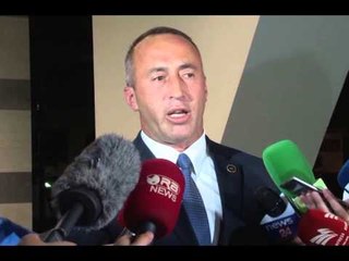 RAMUSH HARADINAJ PRITET NGA MBESHTETESIT NE “RINAS” DHE SHPJEGON ARRESTIMIN LAJM