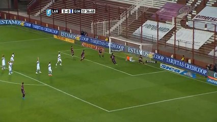 Argentine - Lanus s'impose sur un hors-jeu scandaleux