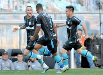 Grêmio bate o Galo e deixa briga pelo vice pra última rodada