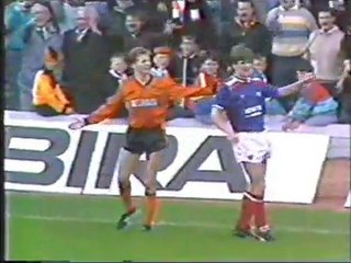 Dundee 0 Dundee United 3 (1988/89)