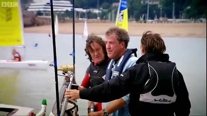 Crossing the Channel in Car Boats - Top Gear - BBC