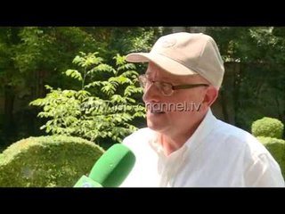 Wake Up, 06/07/2015 - Piktorja e parë shqiptare