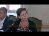 Pedagogët, peticion kundër ligjit të arsimit - Top Channel Albania - News - Lajme