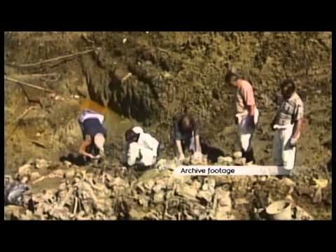 KRYEMINISTRI SERB VUCIC DO TE MARRE PJESE NE PERKUJTIMIN E MASAKRES SE SREBRENICES LAJM