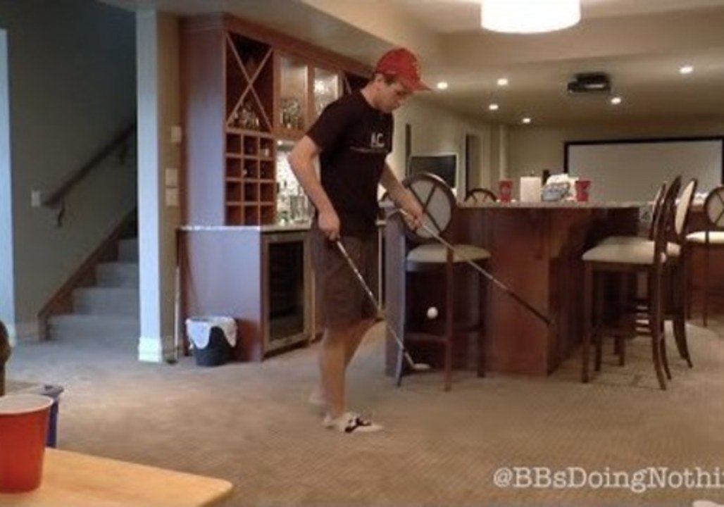Impressive Golf Trick Shot